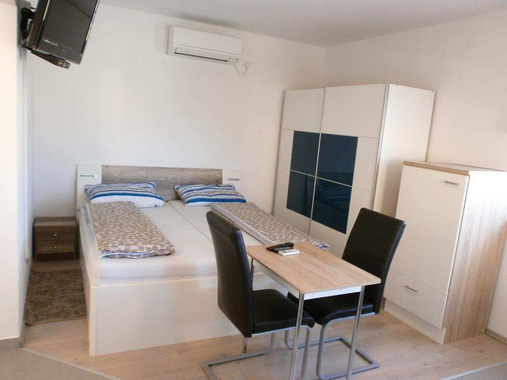 Apartments Bora Ližnjan 객실 사진
