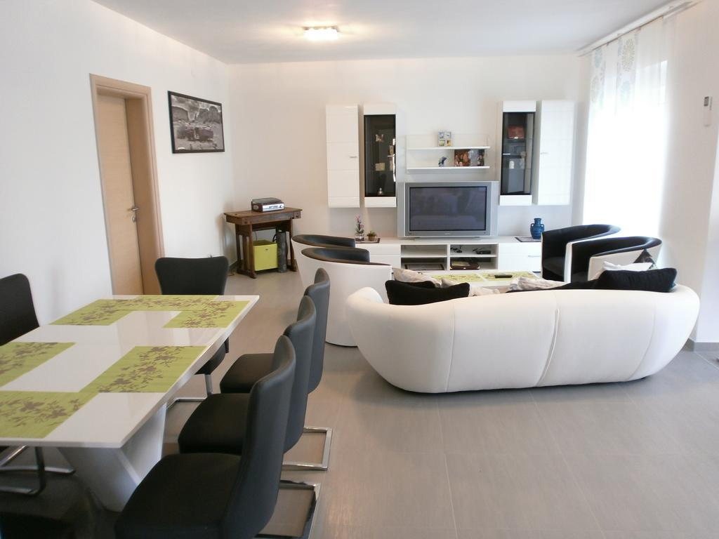 Apartments Bora Ližnjan 객실 사진