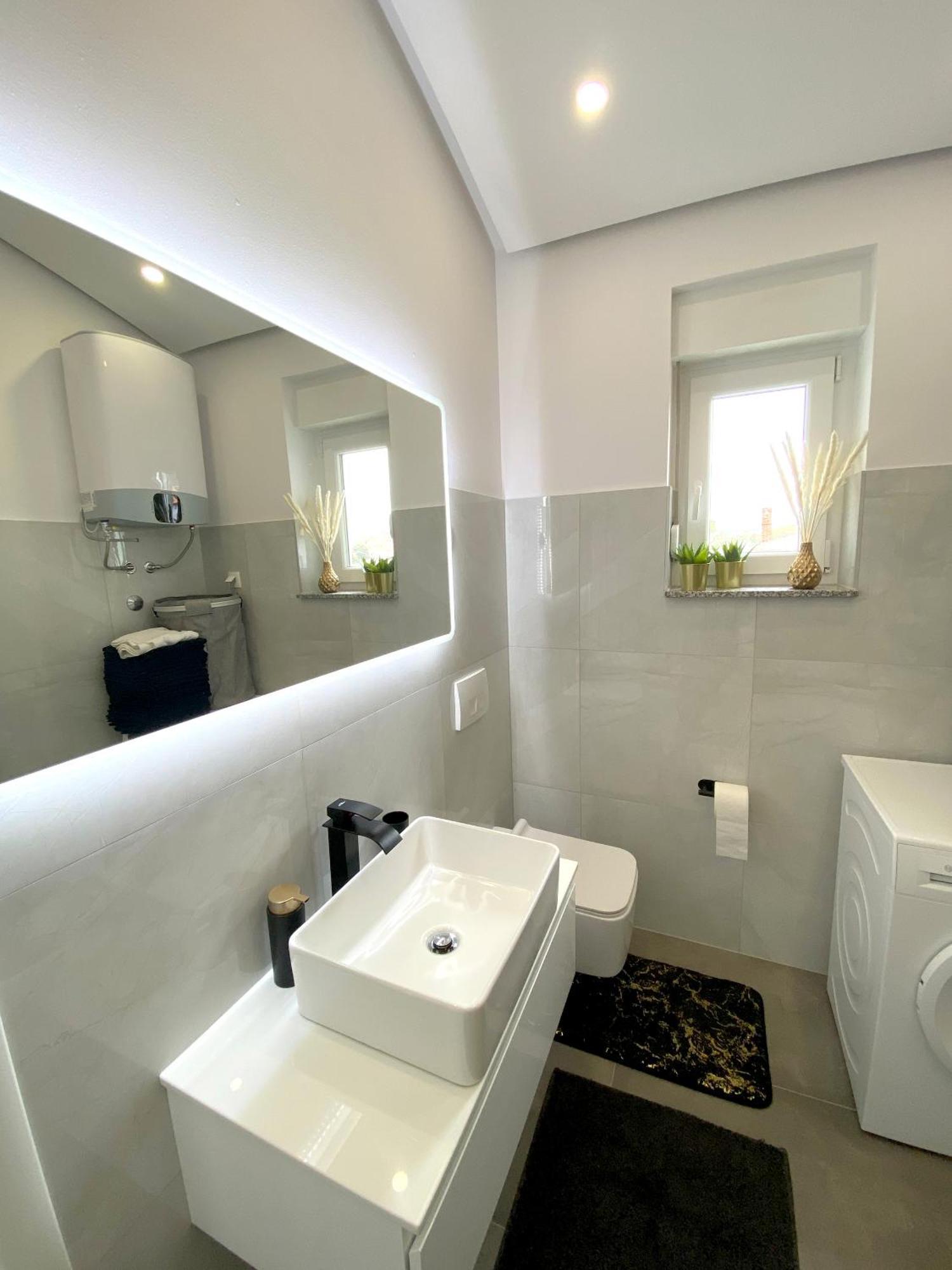 Apartments Bora Ližnjan 외부 사진